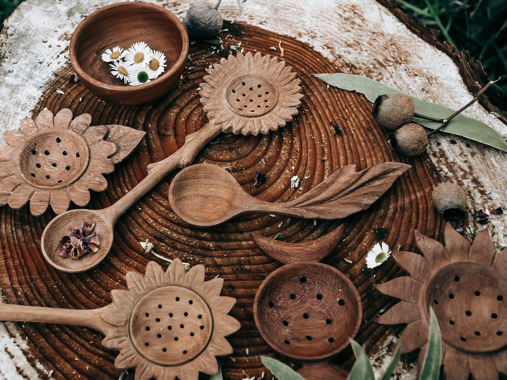 Sunflower Slotted Duo Spoon image 3