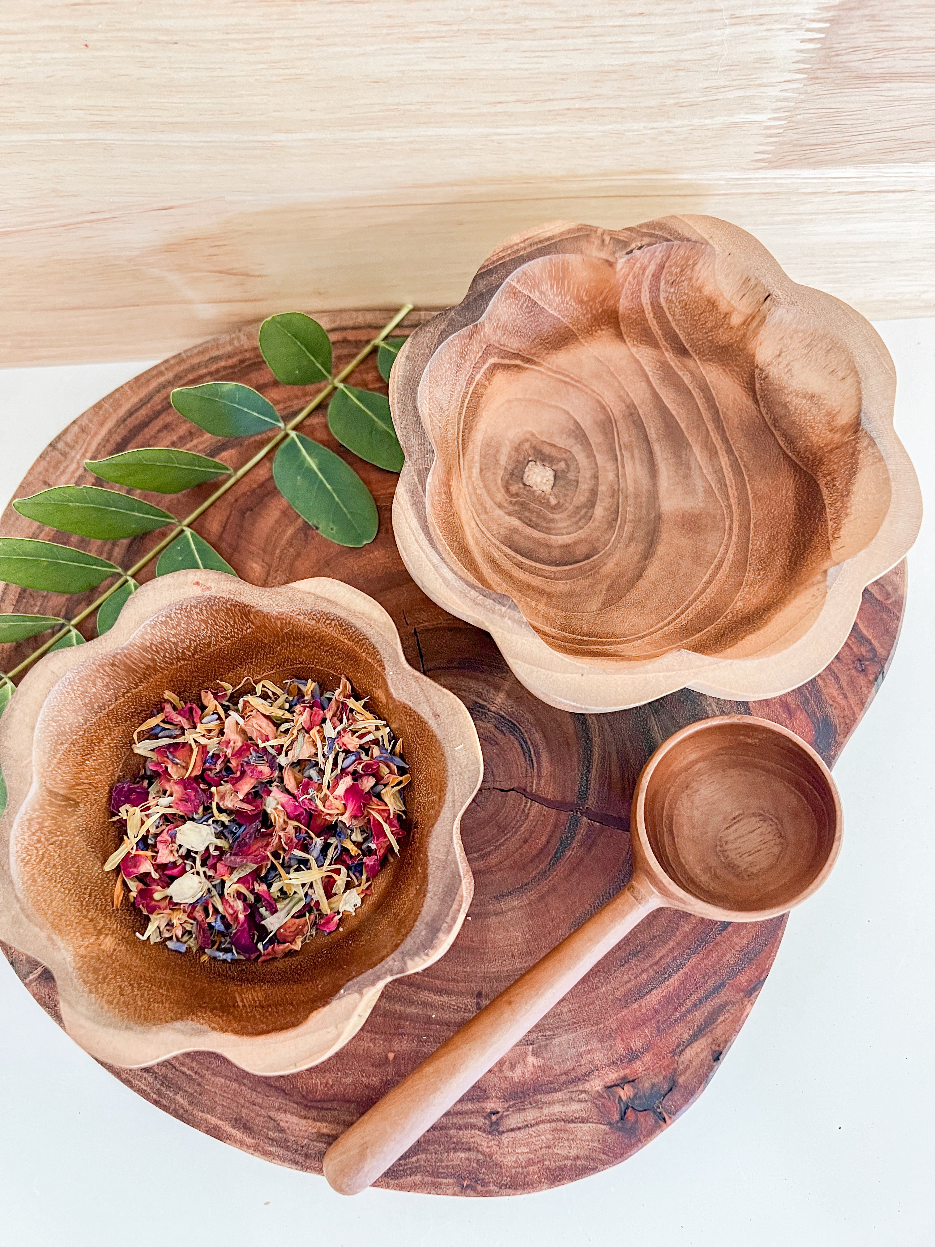 Daisy Bowl (Set of 2) image 0