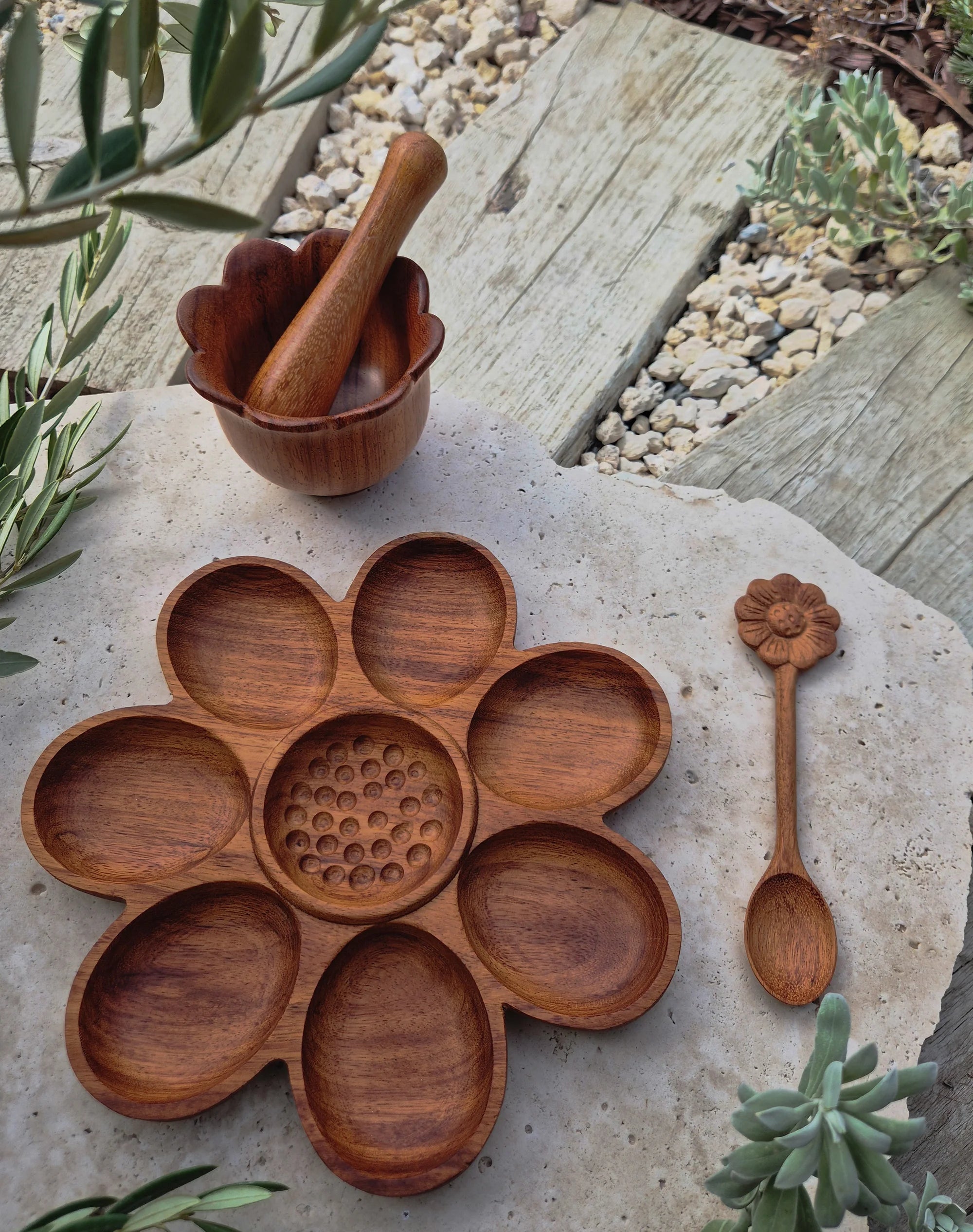 Daisy Bloom Tray