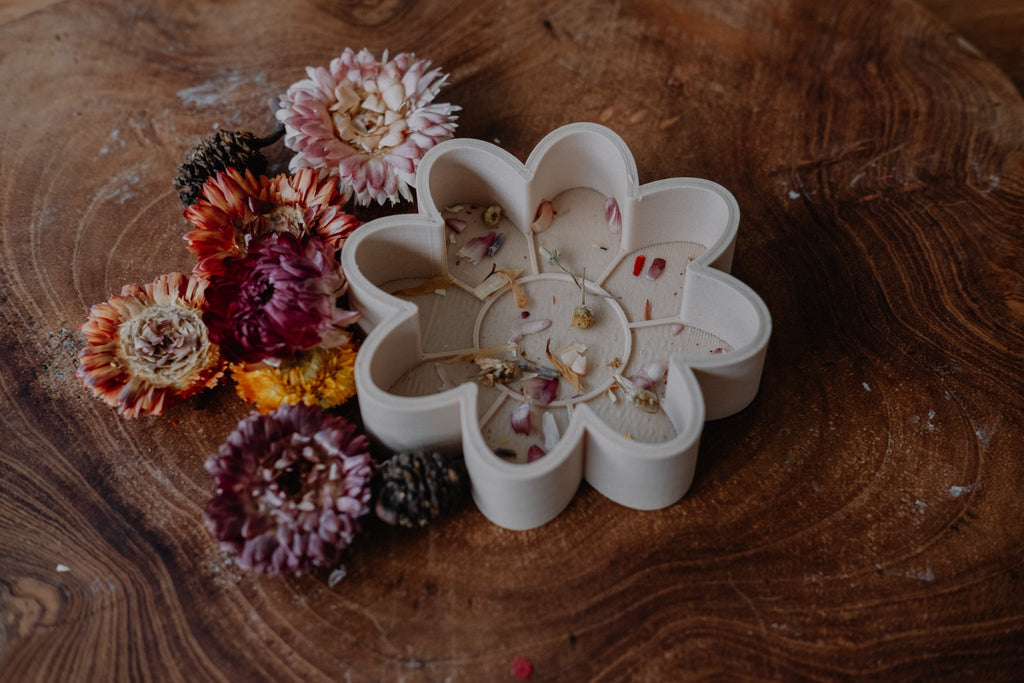 Flower Eco Mould image 1