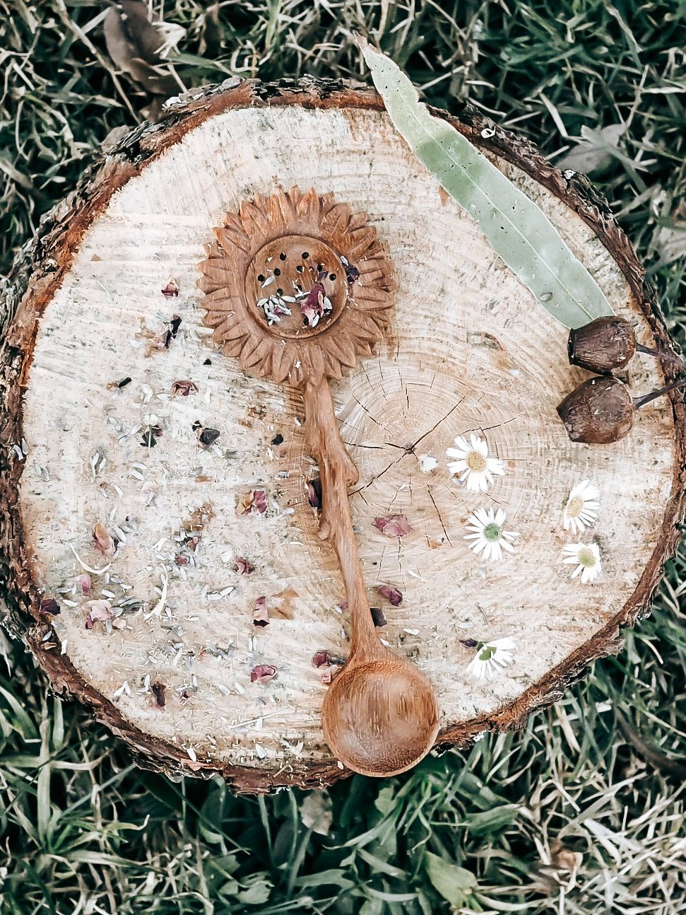 Sunflower Slotted Duo Spoon image 0