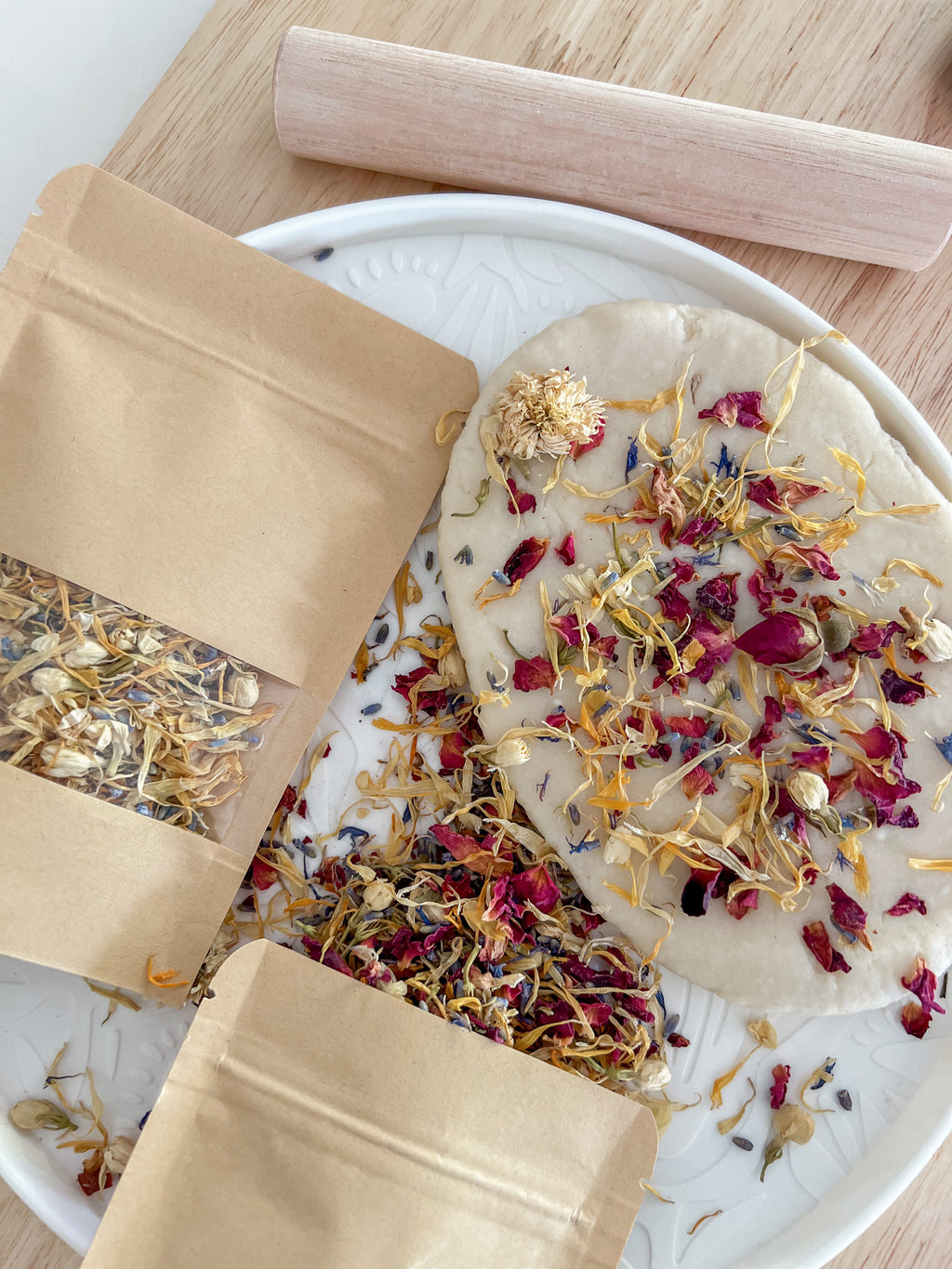 Dried Flowers image 0